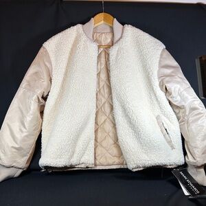 NWT Mark Edward’s Studio Beige Quilted Puffer Jacket Reversible Sherpa Lined
